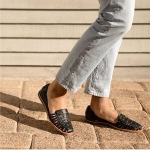 Nisolo Women's Huarache Sandal, Black, Size 7 (Runs Big).